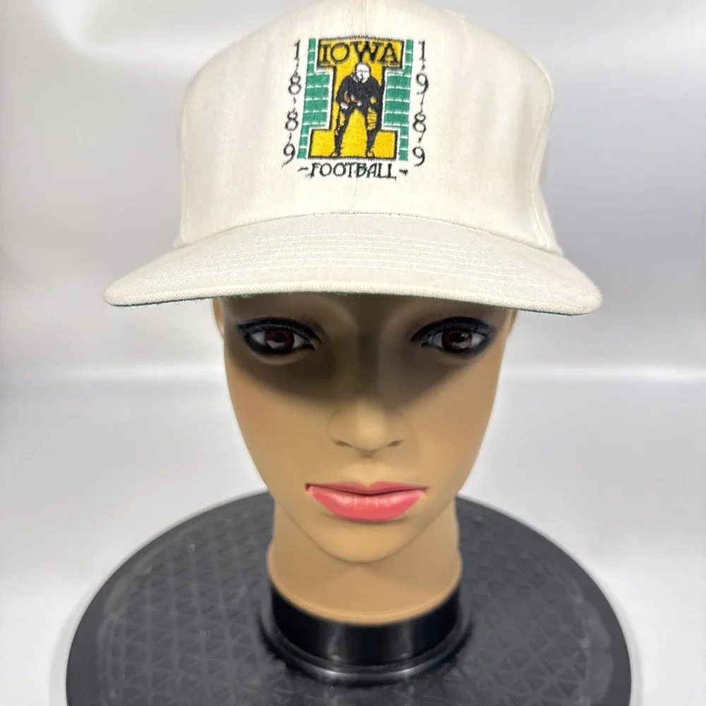 Embroidered Iowa‎ Hawkeye 